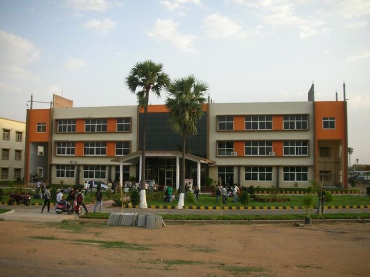 VISVESVARAYA COLLEGE OF ENGINEERING AND TECHNOLOGY in andhra pradesh