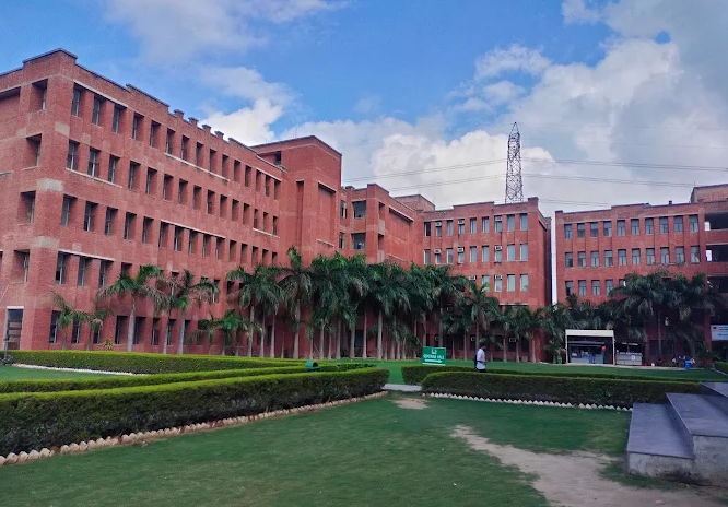 LBS Greater Noida Campus.png